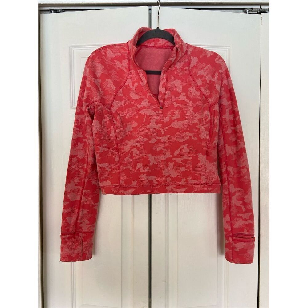 Lululemon Athletica Women's Size 12 Pink Camo Cropped Half Zip Running Top